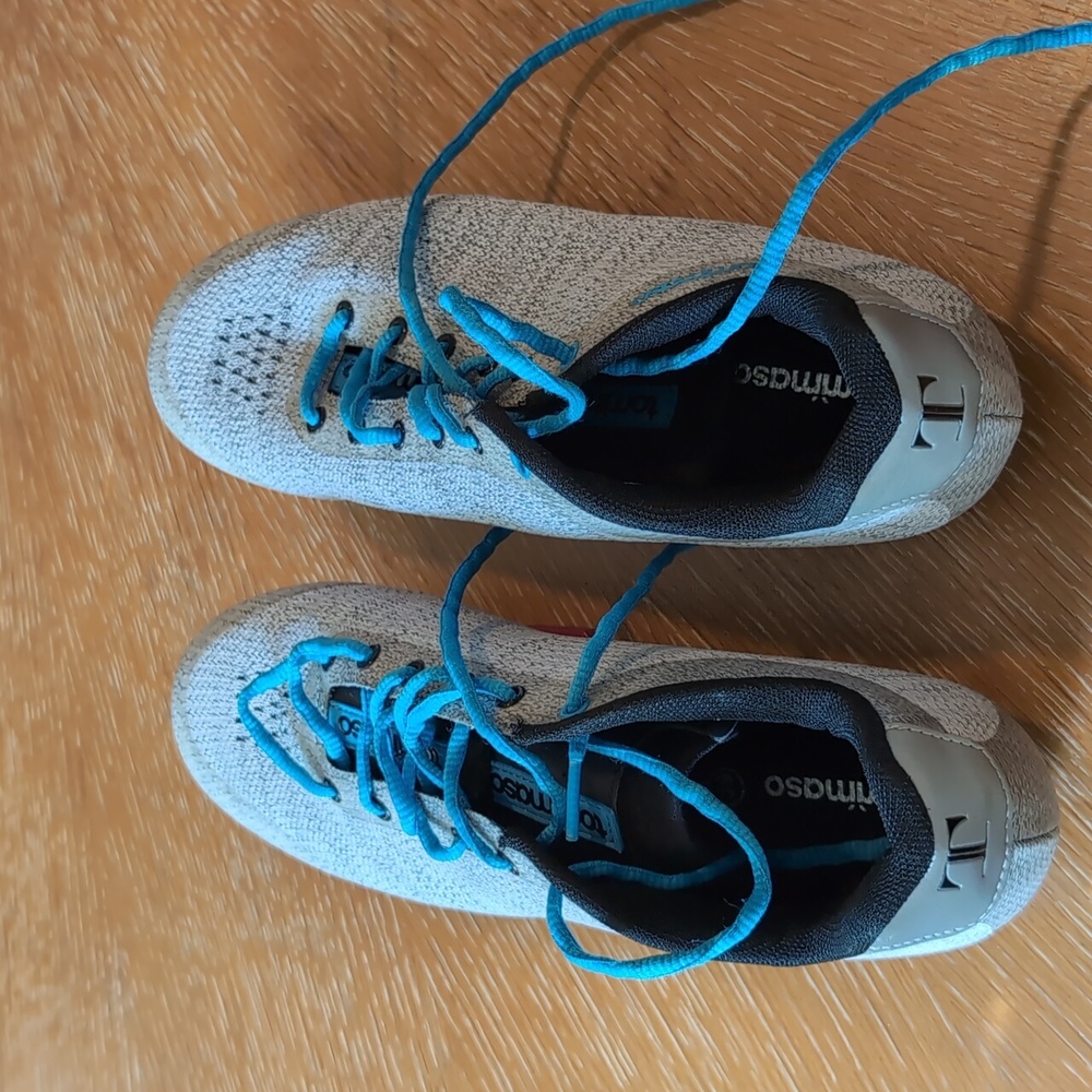 Cycling shoes (fits Peloton)